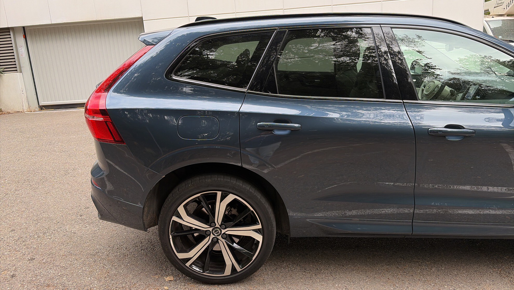 VOLVO XC60 T6 Recharge AWD 253 ch + 145 Geartronic 8 Ultimate Style Dark 2023