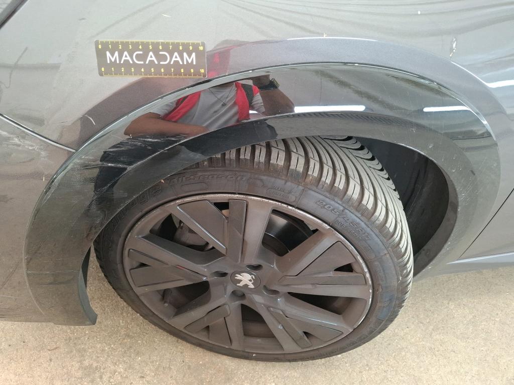 PEUGEOT 208) 208 PureTech 100 S&S BVM6 GT 2023