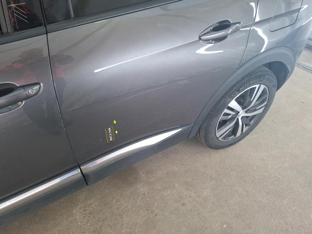 PEUGEOT 3008 Hybrid 225 e-EAT8 Roadtrip 2022