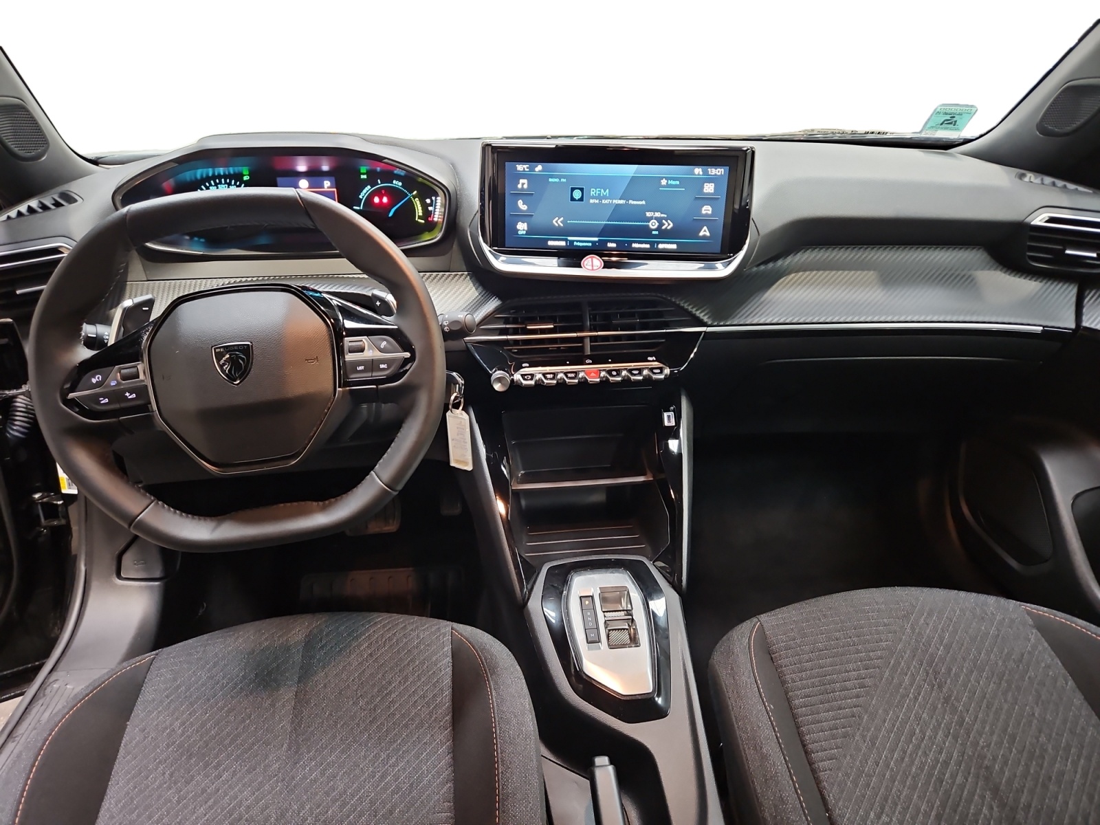 PEUGEOT 2008 Hybrid 145 e-DCS6 Style 2025