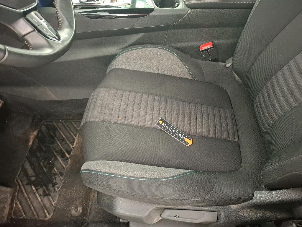 PEUGEOT 3008 PureTech 130ch S&S EAT8 Active Pack 2023