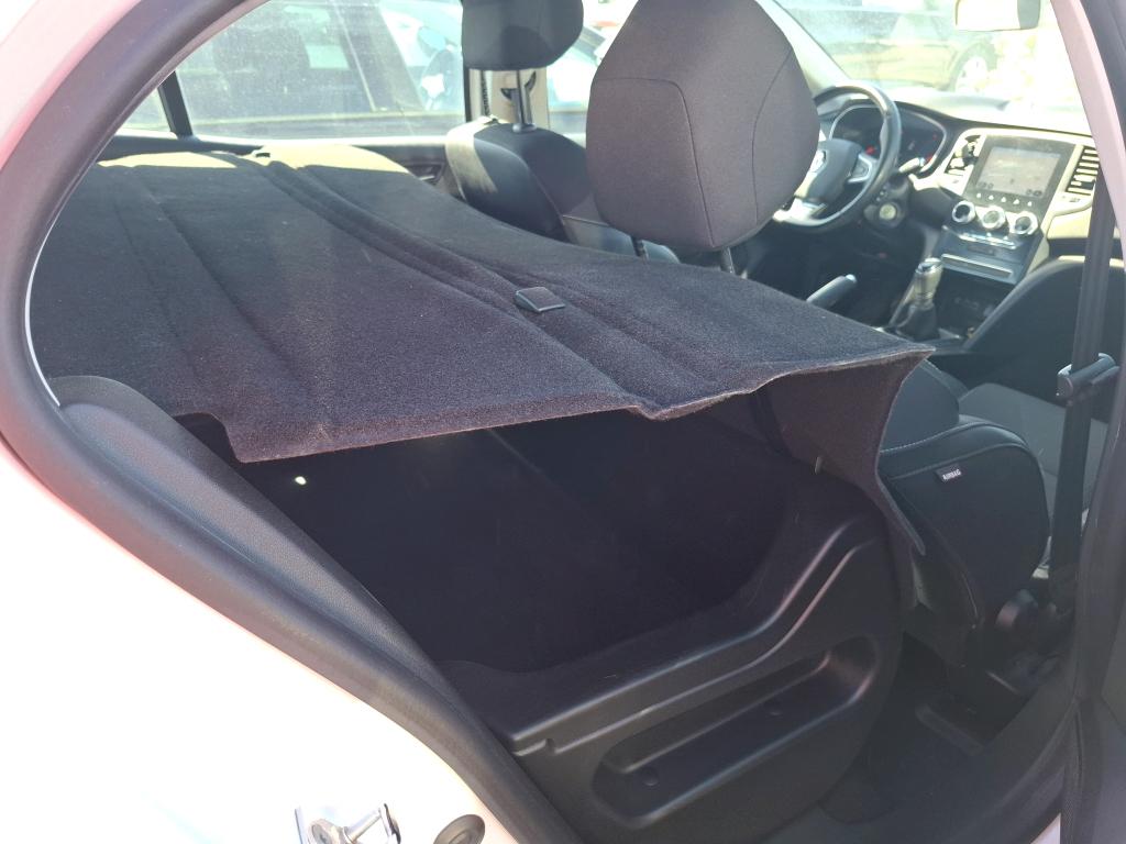 RENAULT MEGANE SOCIETE IV BLUE DCI 115 - 21N AIR NAV 2P 2022