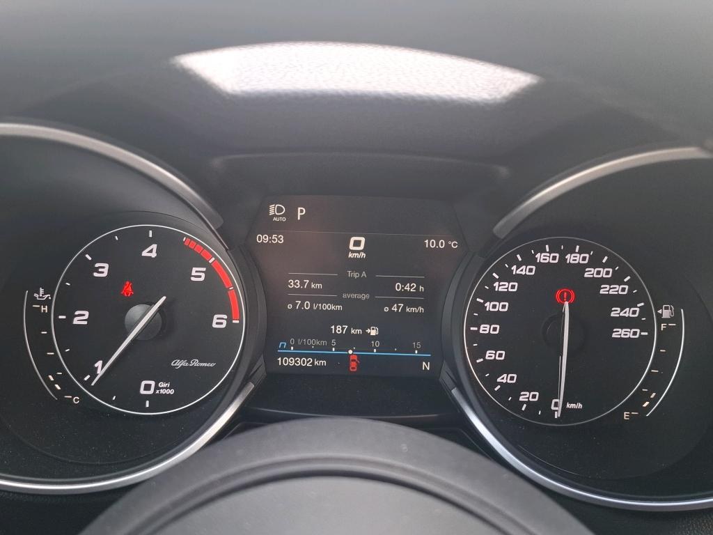 ALFA ROMEO STELVIO MY22 2.2 160 ch AT8 Super 2022