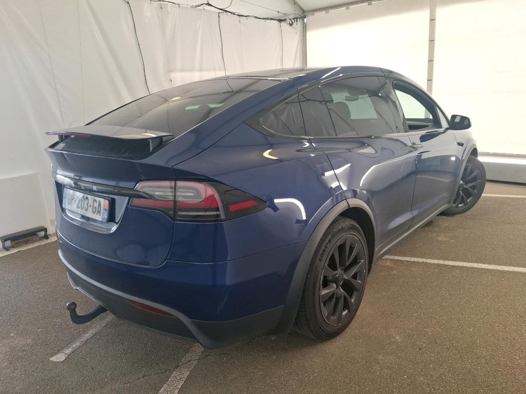 TESLA  2023