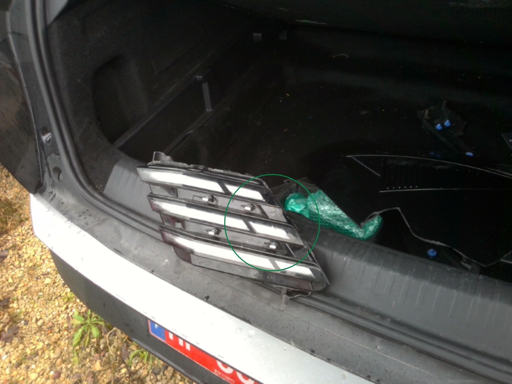 PEUGEOT 3008 Hybrid 136 e-DCS6 Allure 2025