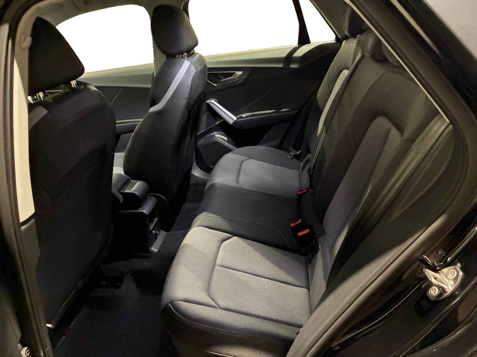 AUDI Q2 30 TFSI 110 BVM6 Design 2025