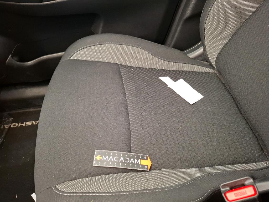 NISSAN  2019