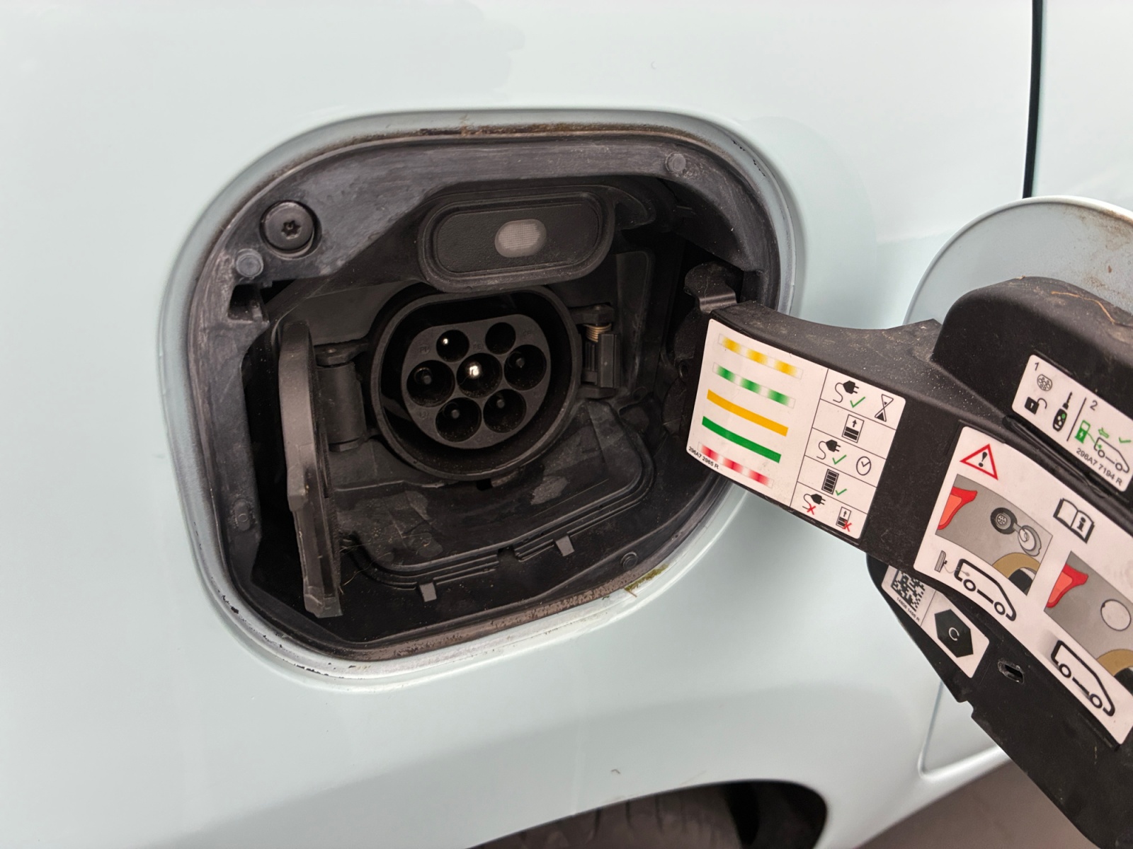 RENAULT TWINGO E-TECH ELECTRIQUE III Equilibre 2023