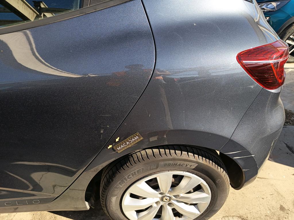 RENAULT CLIO SOCIETE BLUE DCI 85 AIR NAV 2020