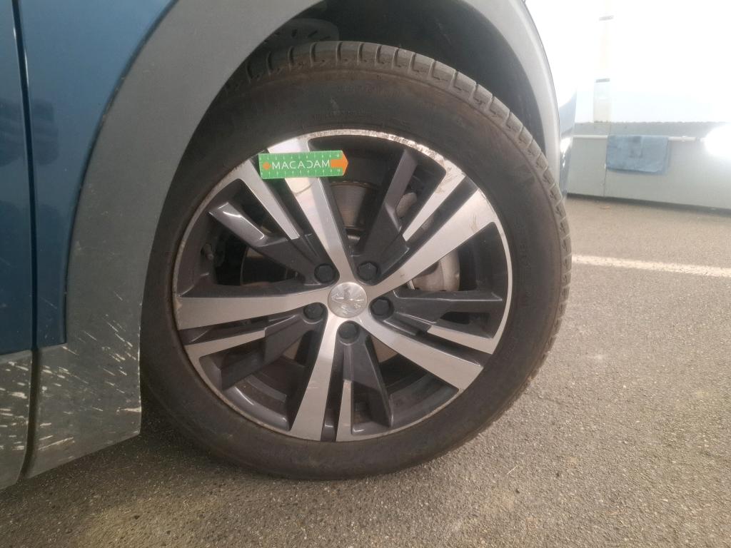 PEUGEOT 3008 Hybrid 225 e-EAT8 Allure Pack 2021
