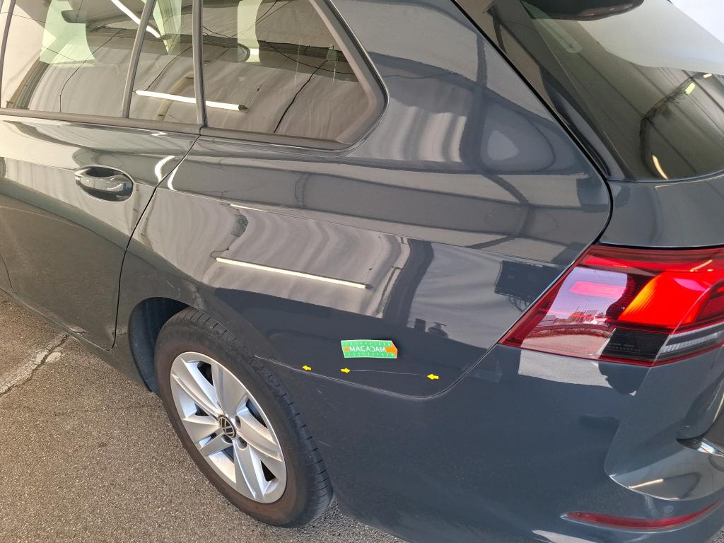 VOLKSWAGEN GOLF SW 1.0 eTSI OPF 110 DSG7 Life Business 2022