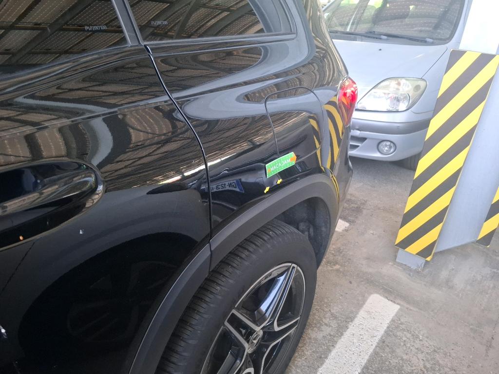 MERCEDES-BENZ MERCEDES GLB 200 d 8G-DCT AMG Line 2023