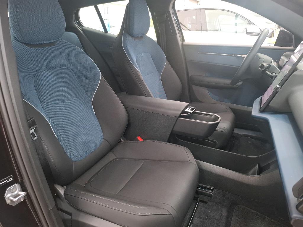 VOLVO EX30 Single 272 ch 1EDT Start 2025