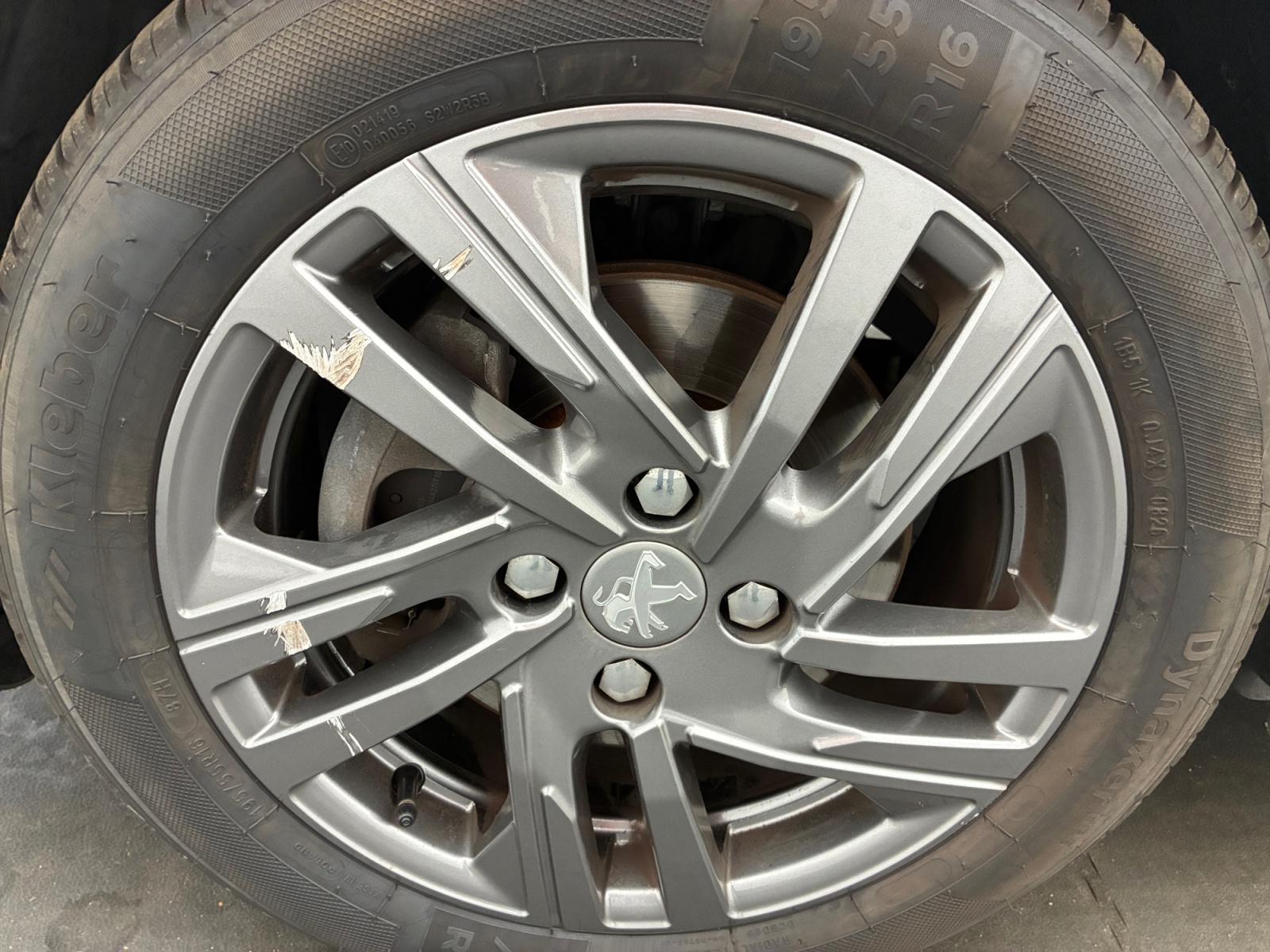 PEUGEOT 208 PureTech 100 S&S EAT8 Style 2021