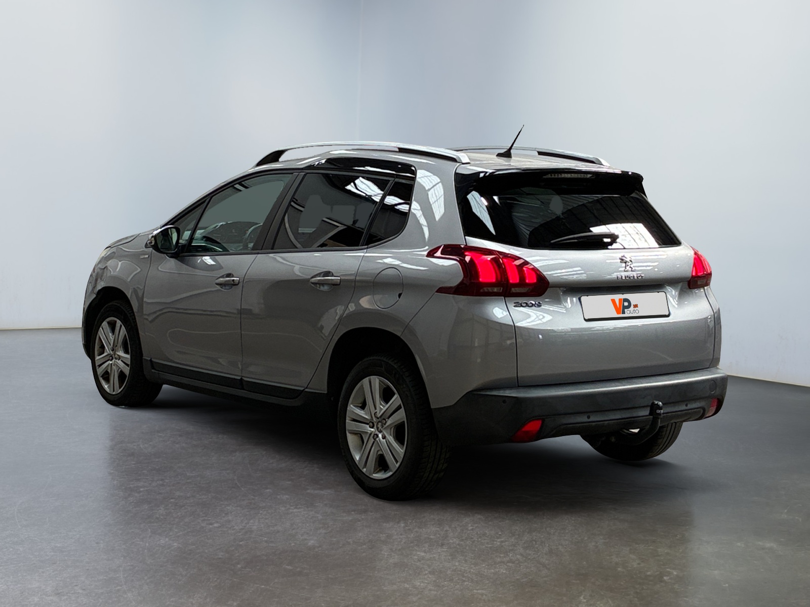 PEUGEOT 2008 1.6 BlueHDi 100ch BVM5 2018