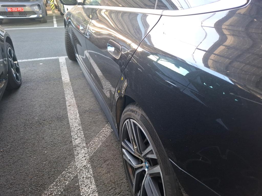 BMW i4 G26 eDrive40 340 ch BVA Business Design 2023