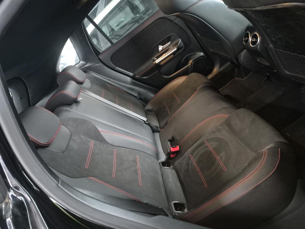 MERCEDES-BENZ GLA 250 e 8G-DCT AMG Line 2022