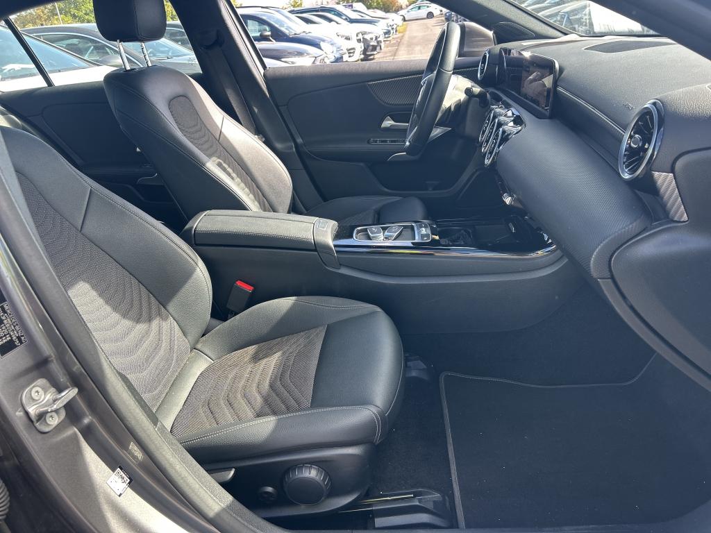 MERCEDES-BENZ MERCEDES CLASSE A 180 7G-DCT Progressive Line 2025