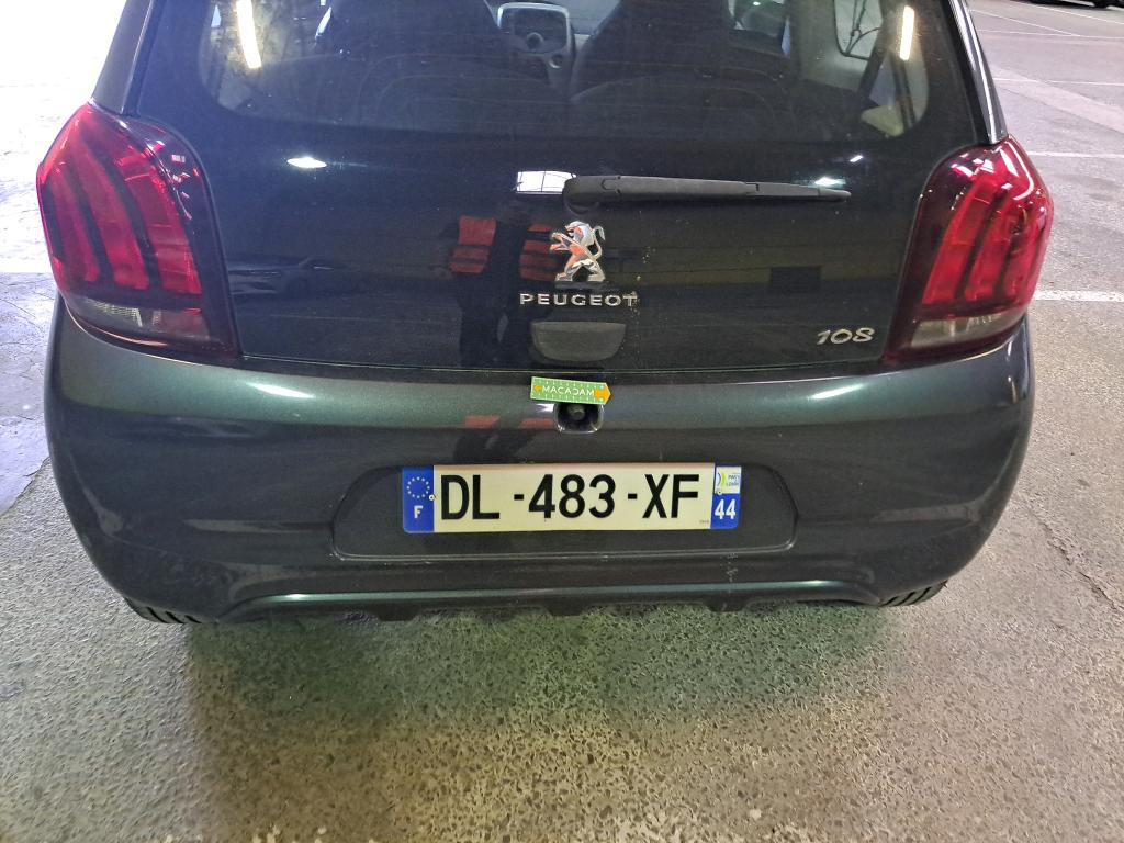 PEUGEOT 108 1.0 VTi 68ch BVM5 Active 2014