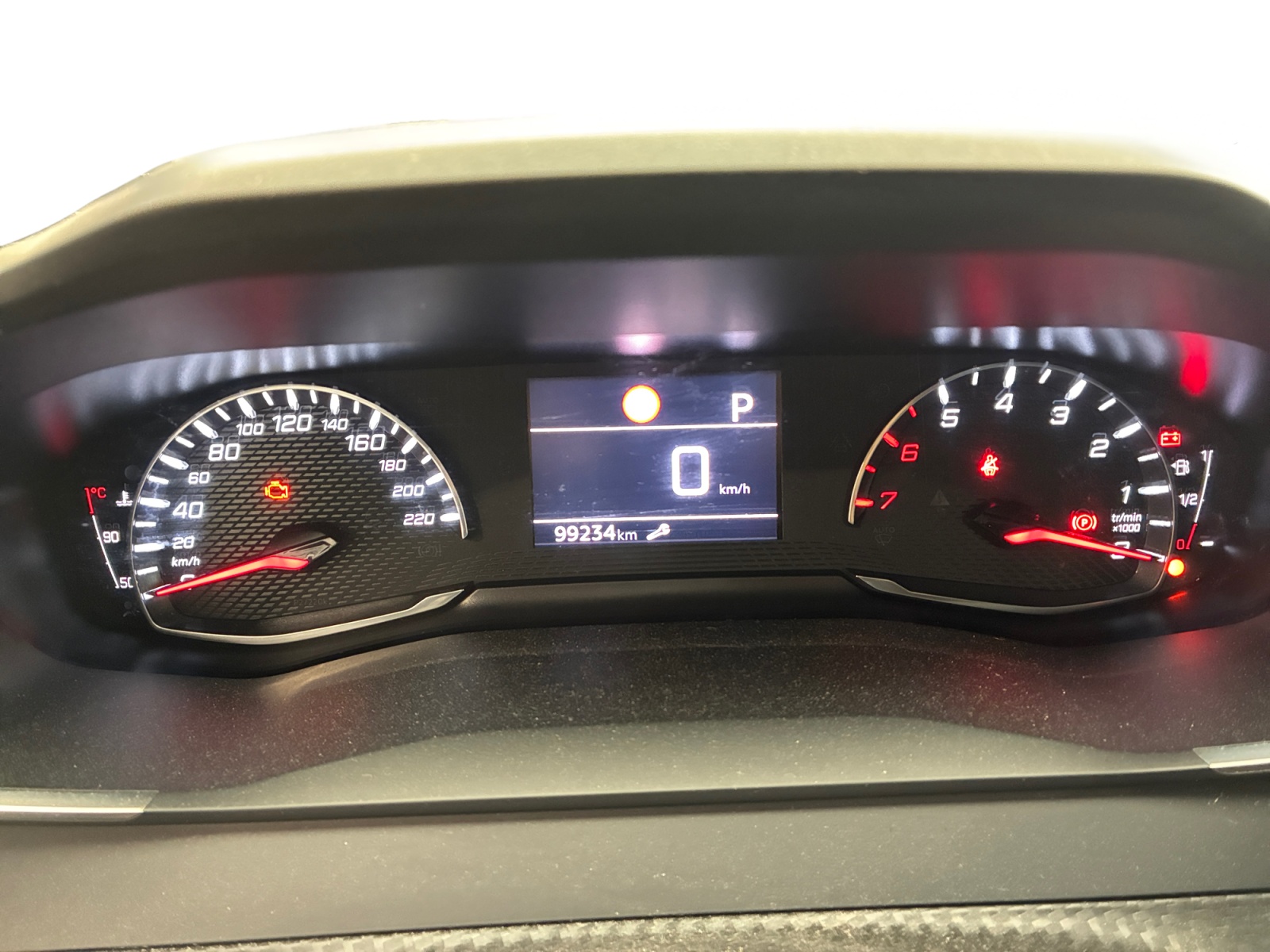 PEUGEOT 2008 PureTech 130 S&S EAT8 Allure 2021