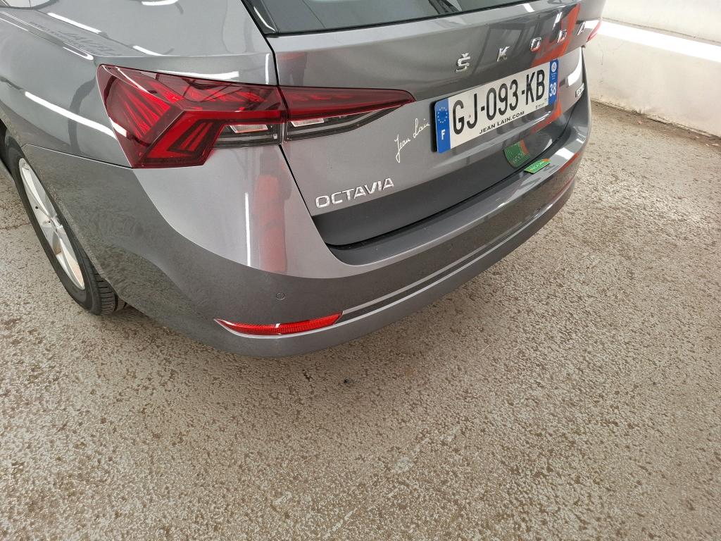 SKODA OCTAVIA COMBI 1.0 TSI mHEV e-TEC 110 ch DSG7 Business 2022