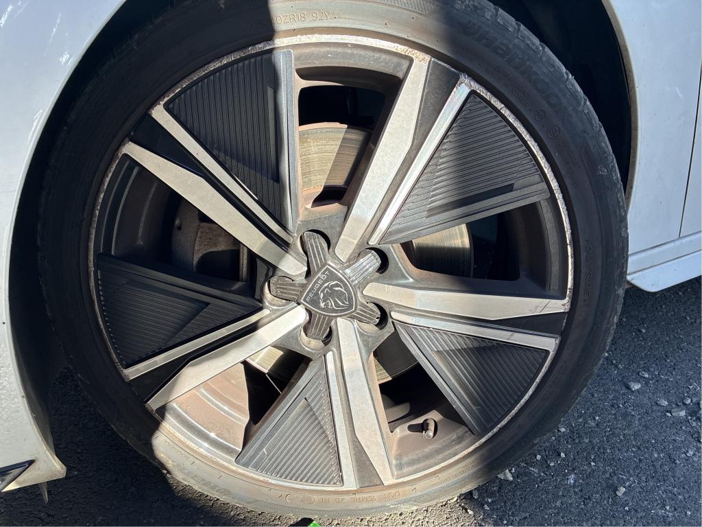 PEUGEOT 308 PHEV 180 e-EAT8 GT 2022