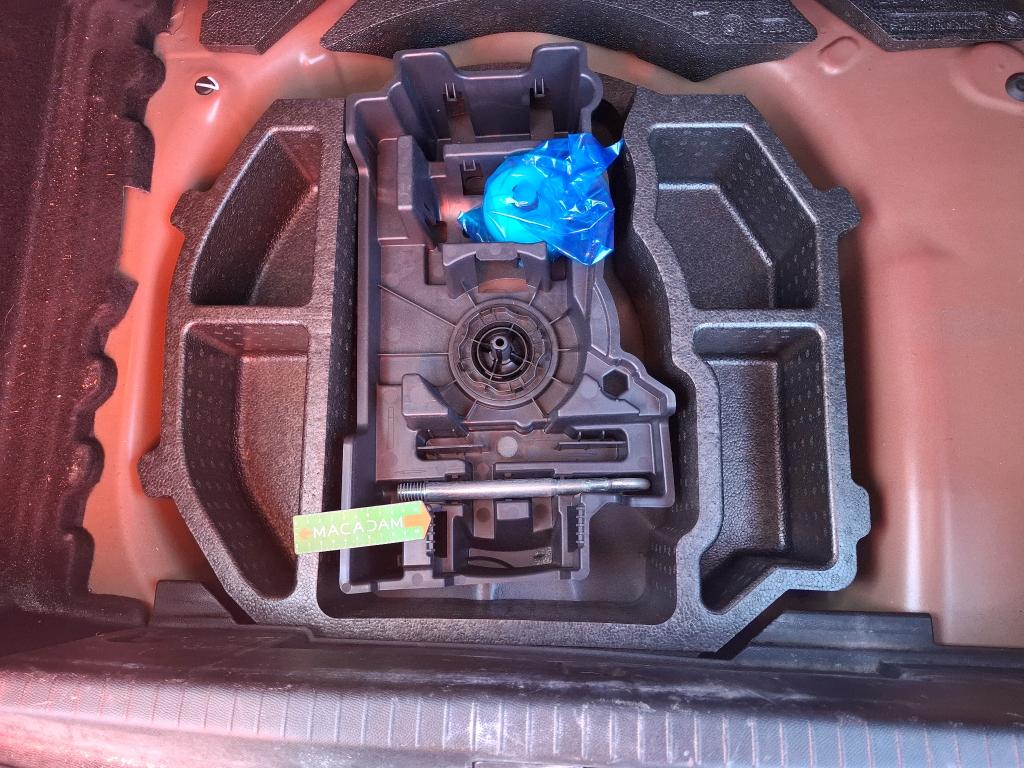 PEUGEOT 208) 208 BlueHDi 100 S&S BVM6 Active Pack 2023