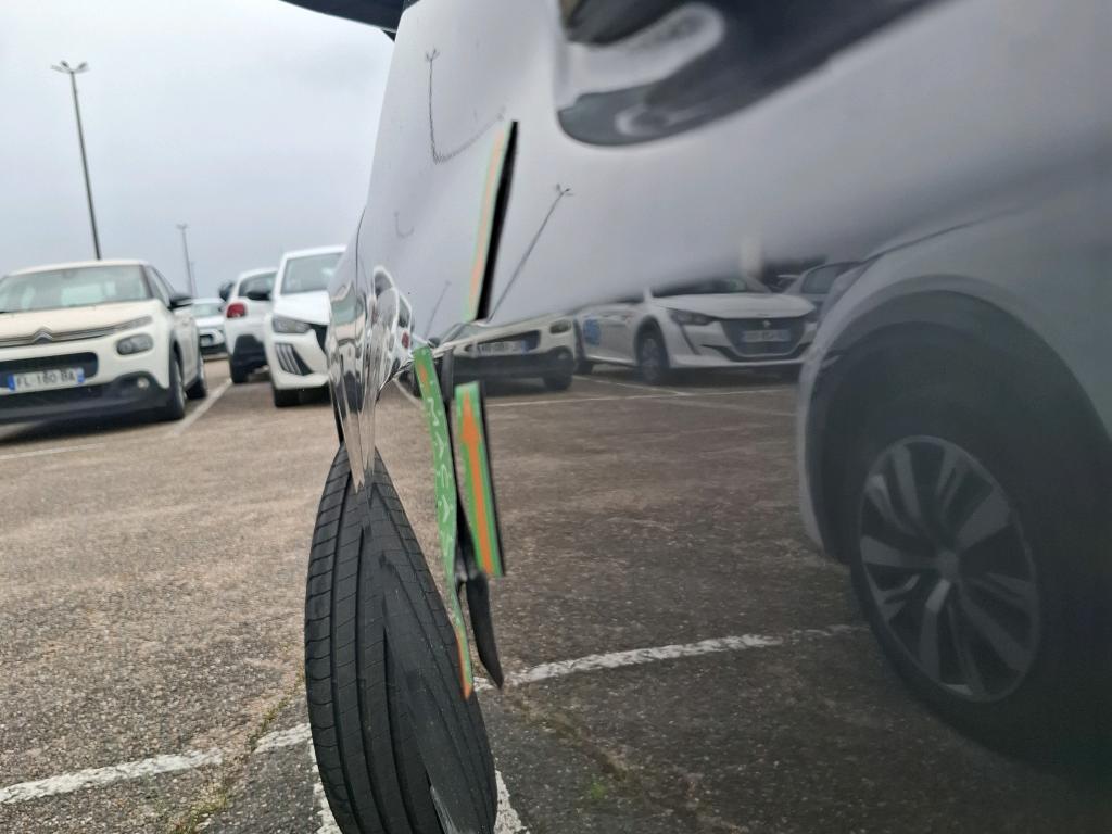 PEUGEOT 208 AFFAIRE BUSINESS R 2023