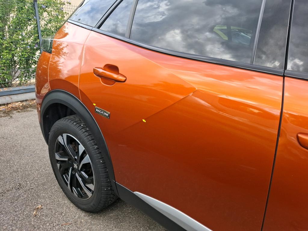 PEUGEOT 2008 BlueHDi 130 S&S EAT8 GT 2021