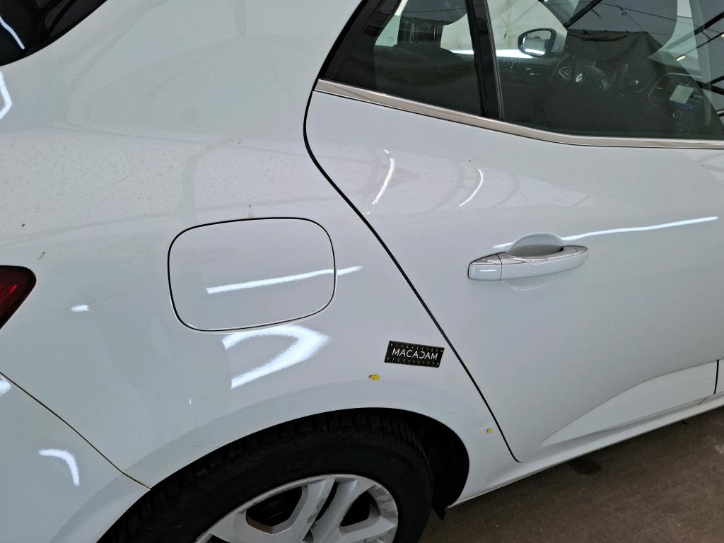 RENAULT MÉGANE MEGANE IV BERLINE Blue dCi 115 EDC Business 2019
