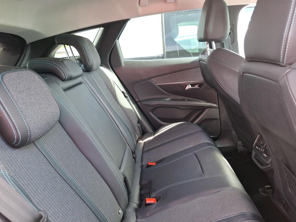 PEUGEOT 3008 Hybrid 225 e-EAT8 Allure Pack 2022