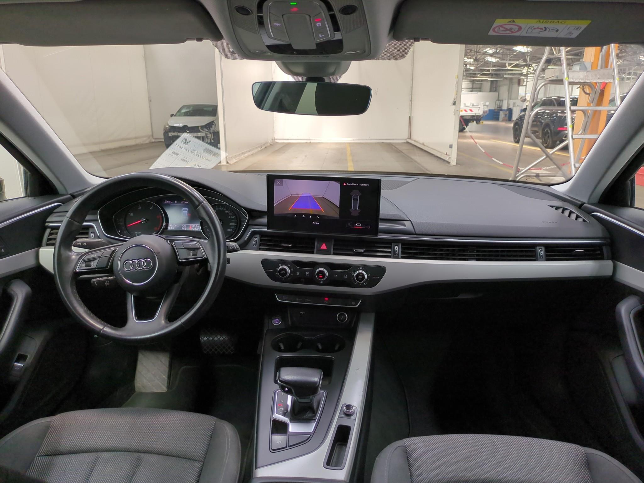 AUDI A4 AVANT 30 TDI 136 S tronic 7 Business Line 2022
