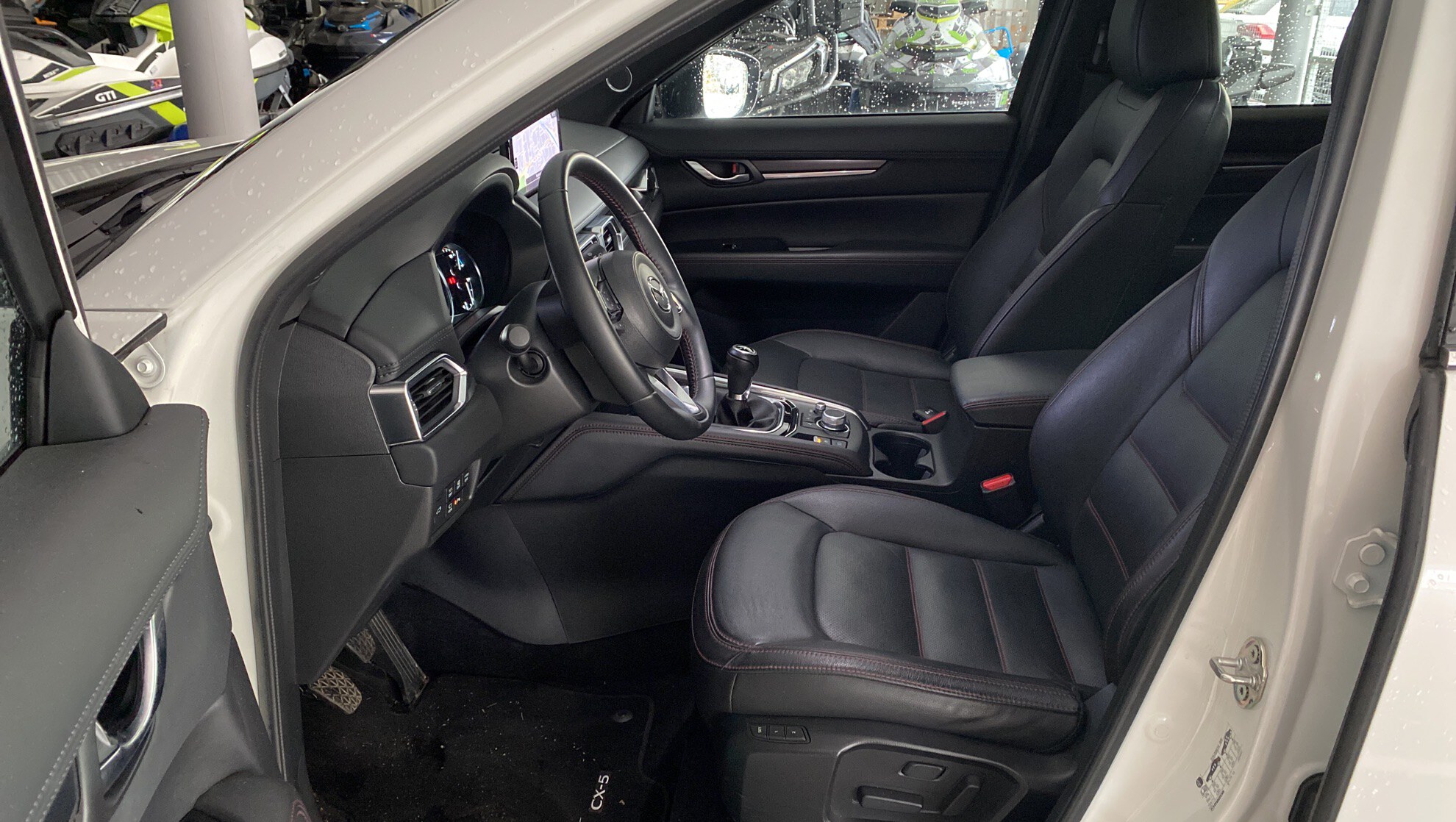 MAZDA CX-5 2023 2.0L e-Skyactiv G 165 ch 4x2 BVM6 Homura 2024