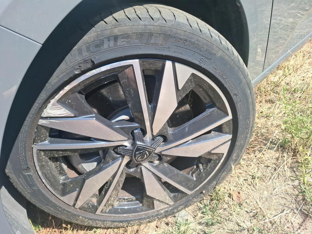 PEUGEOT 308 PHEV 180 e-EAT8 Active Pack 2023