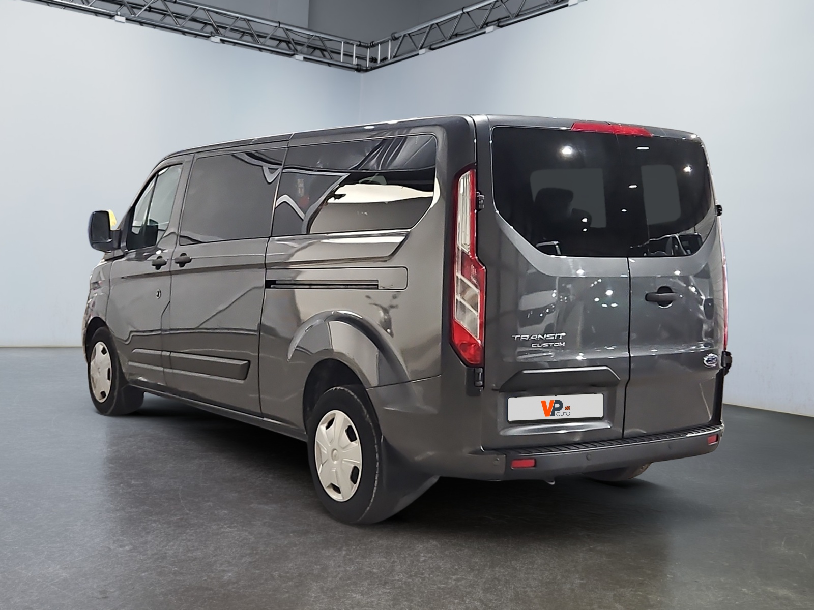 FORD TRANSIT Custom KOMBI 320 L2H1 2.0 EcoBlue 130 Trend Business 2023