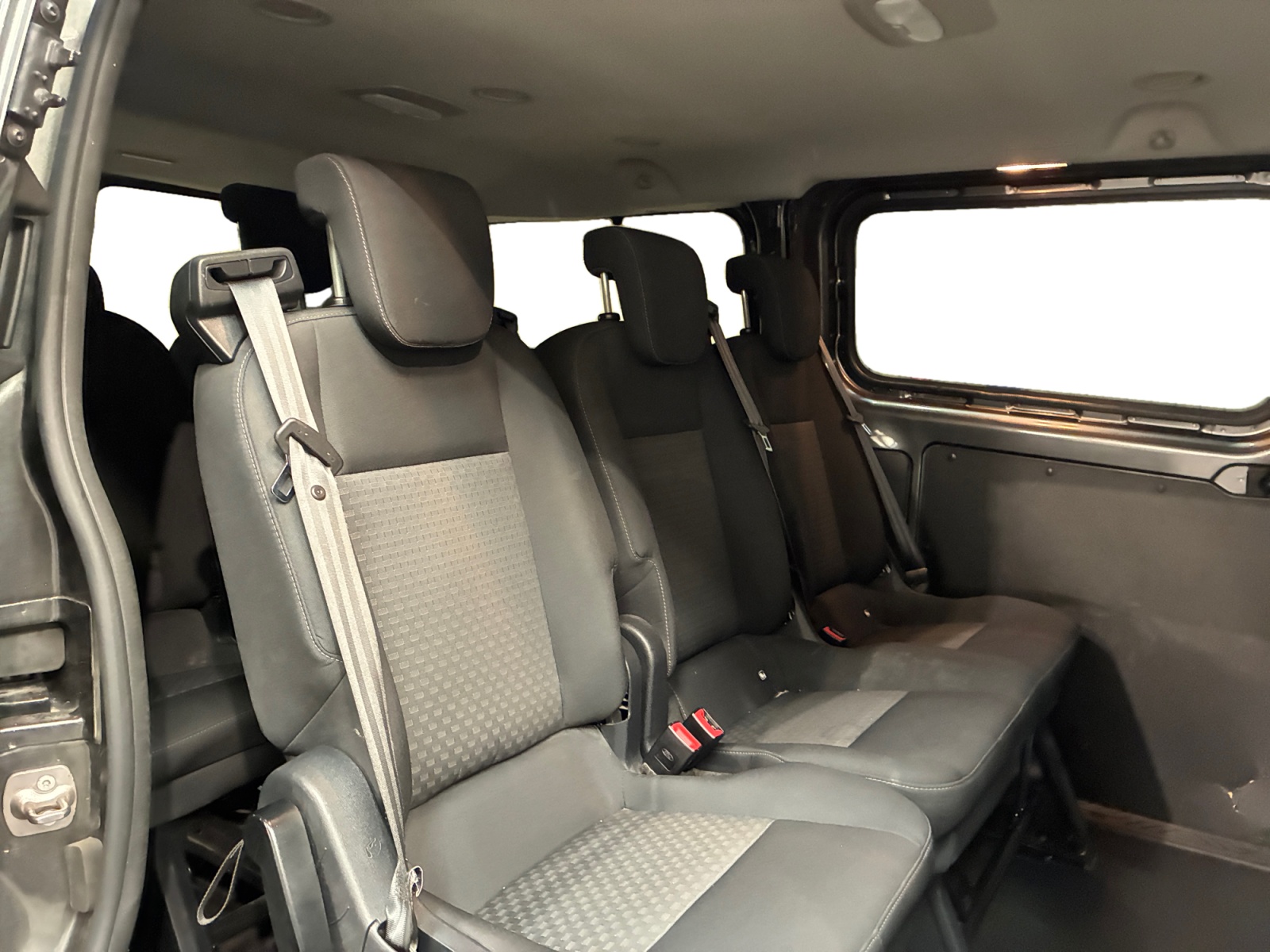 FORD TRANSIT Custom KOMBI 320 L2H1 2.0 EcoBlue 130 Trend Business 9 places 2023