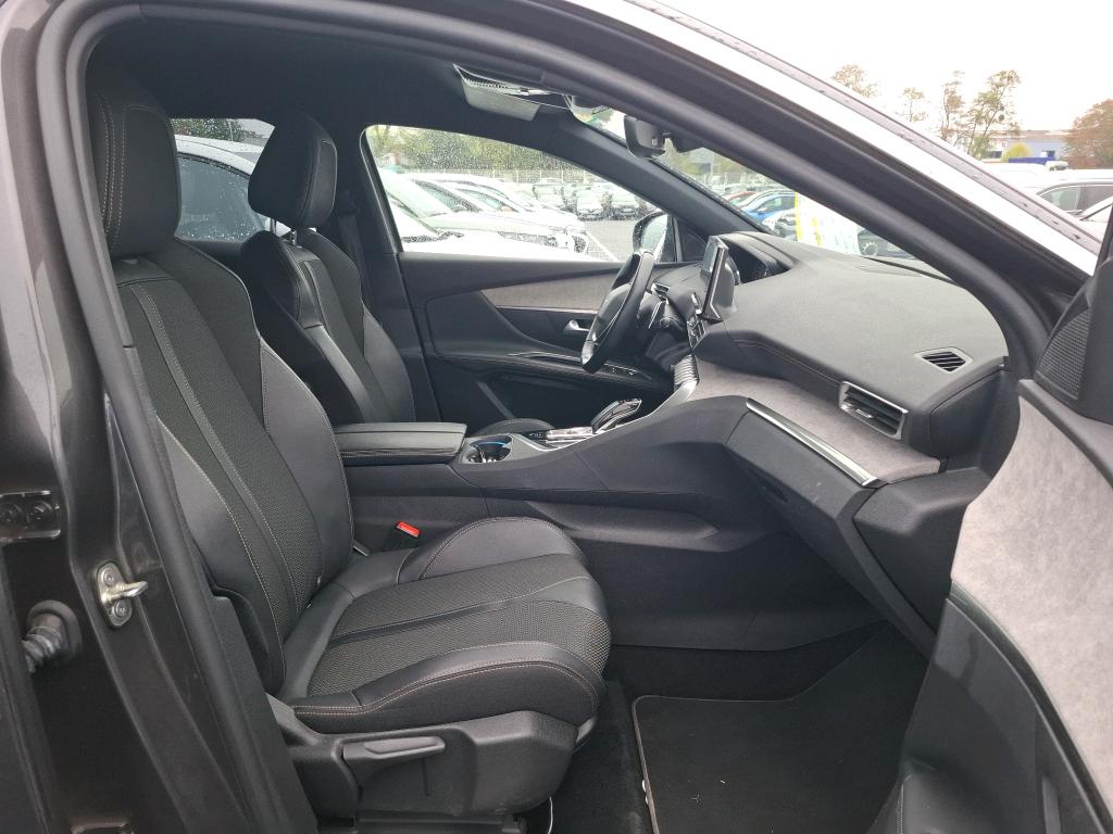 PEUGEOT 3008 Hybrid4 300 e-EAT8 GT 2022
