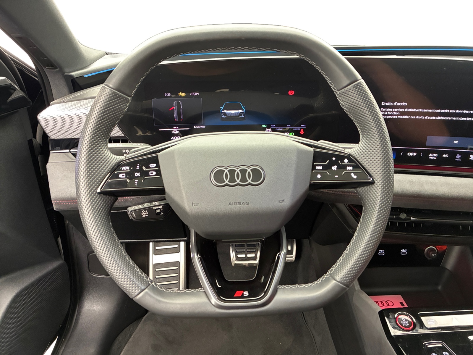AUDI S6 AVANT E-TRON 2025