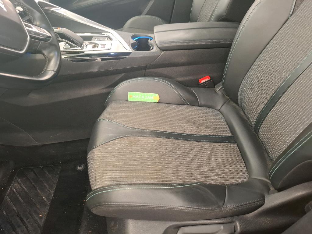 PEUGEOT 3008 Hybrid 225 e-EAT8 Allure Pack 2021