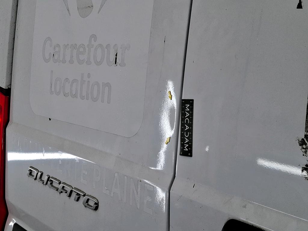 FIAT DUCATO FOURGON TOLE 3.0 M H2 H3-POWER 120 CH BUSINESS 2022