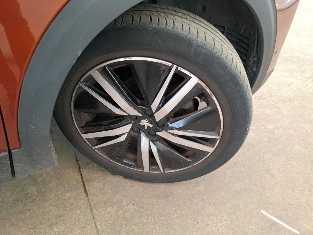 PEUGEOT 5008 PureTech 130ch S&S EAT8 GT Pack 2021