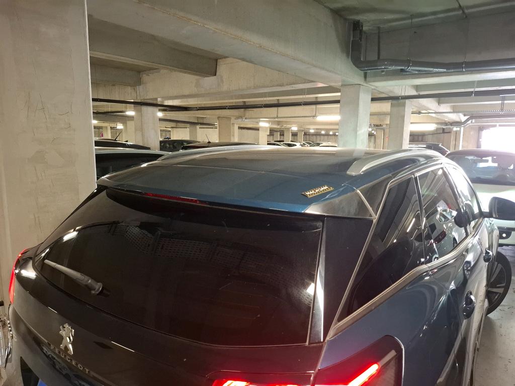 PEUGEOT 3008 Hybrid 225 e-EAT8 Allure Pack 2021