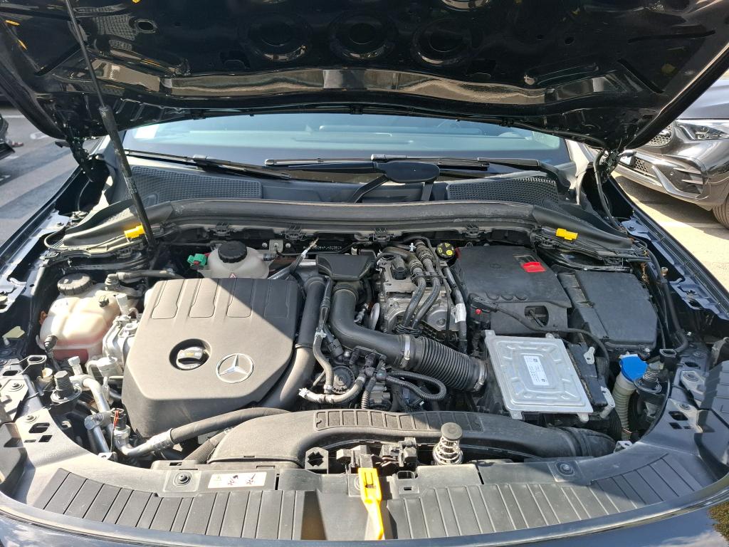 MERCEDES-BENZ MERCEDES GLA II 250 e 8G-DCT Progressive Line 2022