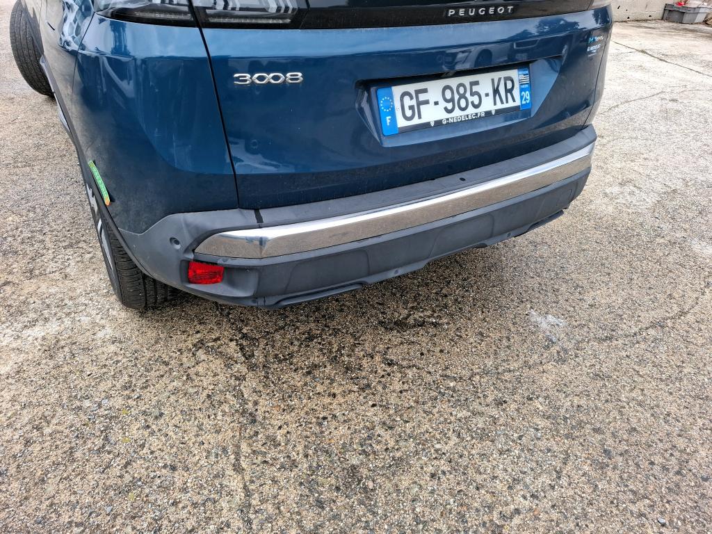 PEUGEOT 3008 Hybrid 225 e-EAT8 Allure 2022