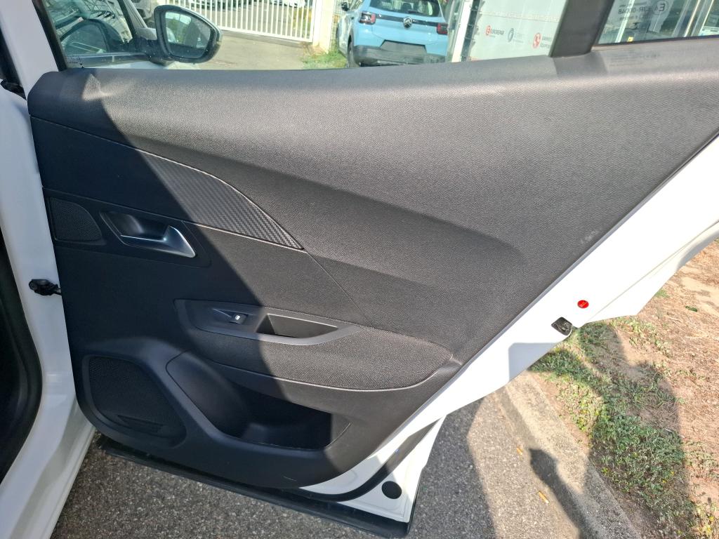 PEUGEOT 2008 BlueHDi 110 S&S BVM6 Active Business 2021