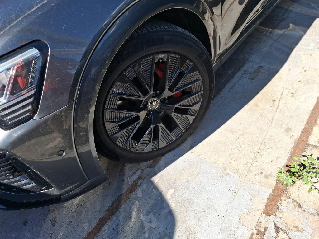 AUDI Q8 E-TRON Sportback 55 408 ch 114 kWh Quattro S line 2023