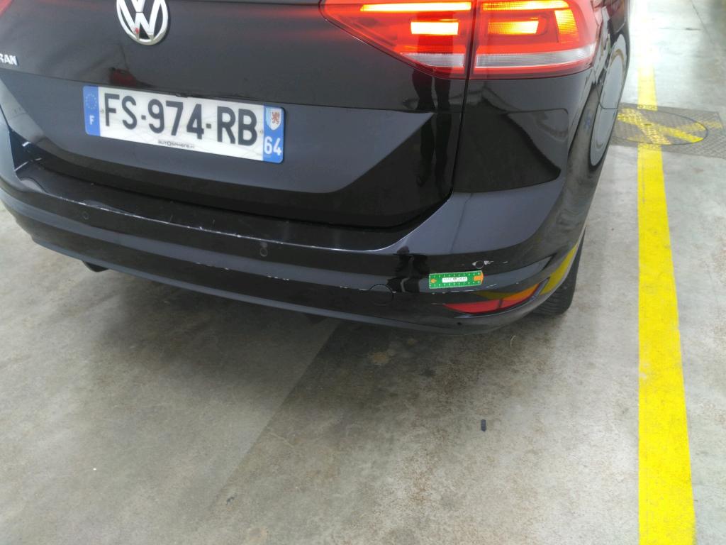 VOLKSWAGEN TOURAN BUSINESS 2.0 TDI 115 DSG7 7pl Lounge 2020