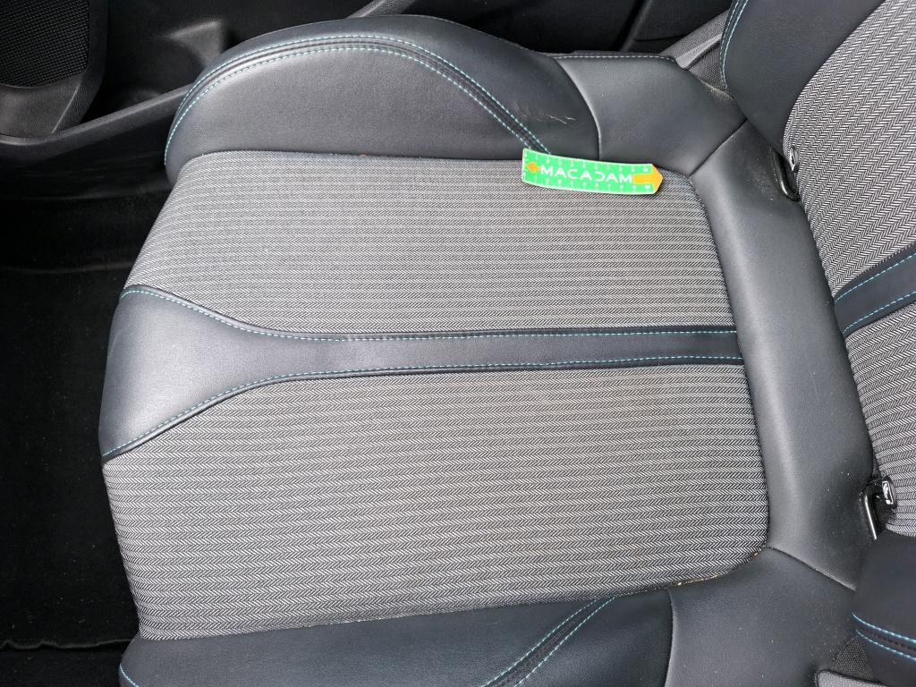 PEUGEOT 3008 Hybrid 225 e-EAT8 Allure 2022
