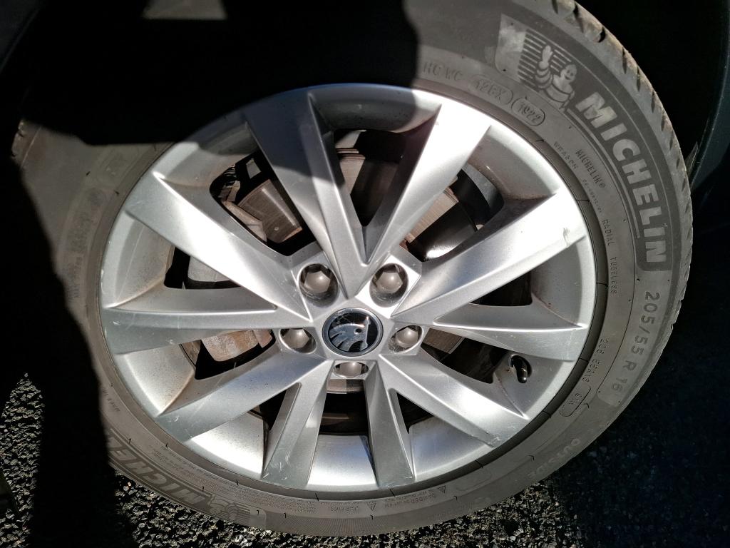 SKODA OCTAVIA COMBI 2.0 TDI 150 ch SCR FAP Business 2019