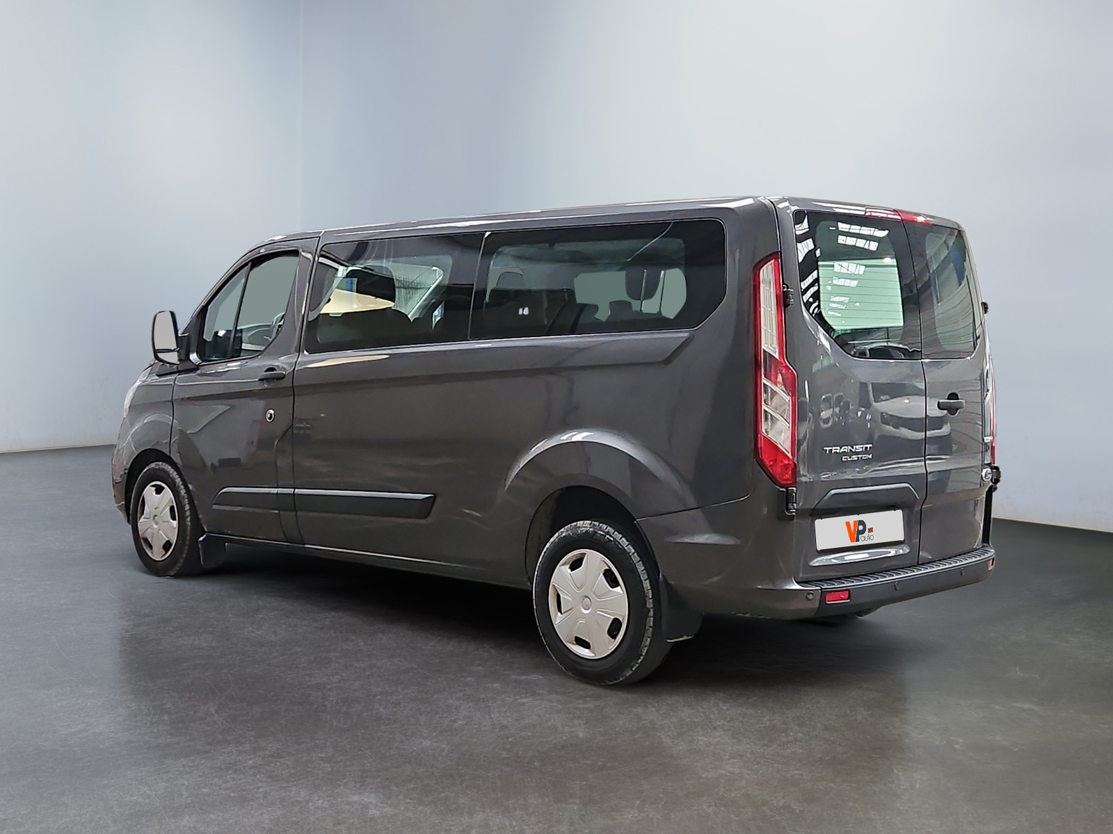 FORD TRANSIT Custom KOMBI 320 L2H1 2.0 EcoBlue 130 Trend Business 2023